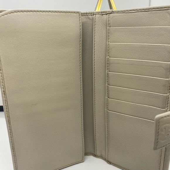 Pre-Owned Gucci Bow Guccissima Long Wallet - Picture 4 of 12